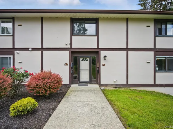 10 Millholland Drive #N, Fishkill, NY 12524