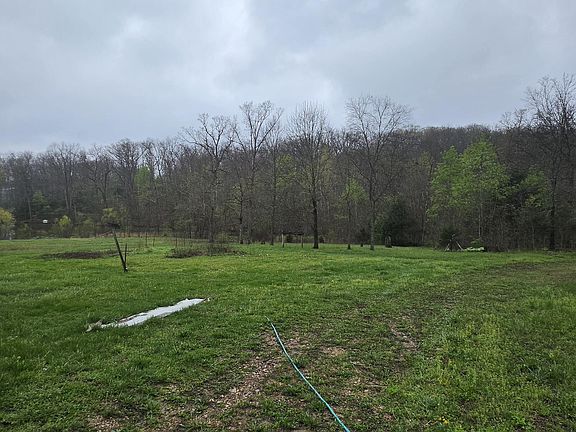 3rd image of 7766 Boulder Rd