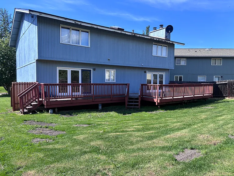 2701 Kingsbridge Cir — Photo 17
