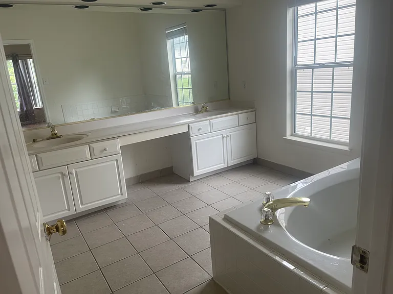 1609 Angelwing Dr — Photo 11