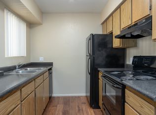 811 E Prince Rd #216, Tucson, AZ 85719