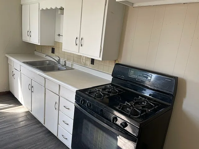 434 1/2 S State Ave — Photo 15