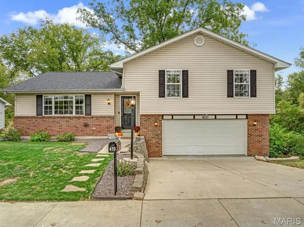 410 Beaird St, Columbia, IL 62236