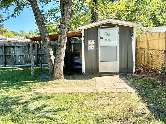 5th image of 107 Tanglewood Dr