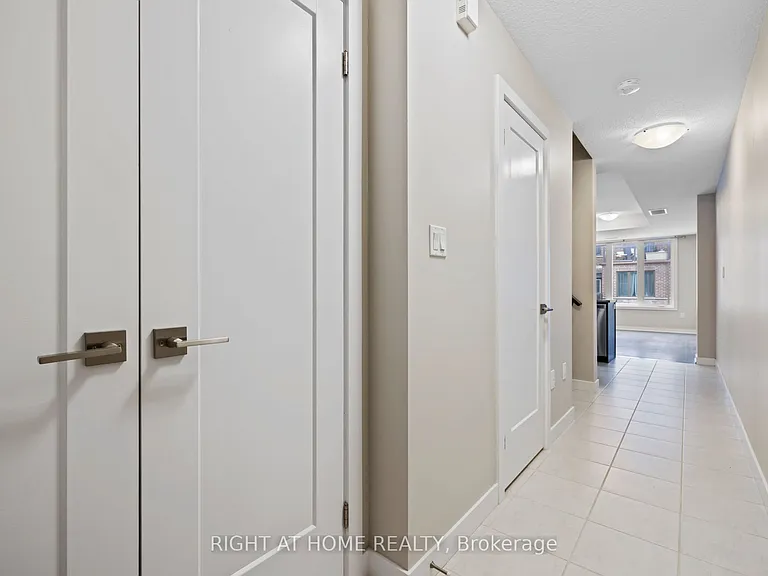445 Ontario St S #56 — Photo 2
