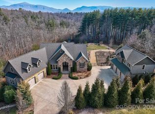 34 Ledgestone Dr, Fairview, NC 28730