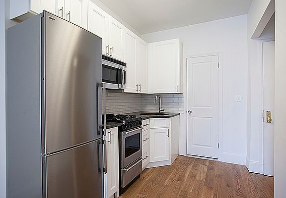 4th image of 28 Avenue B APT 2B