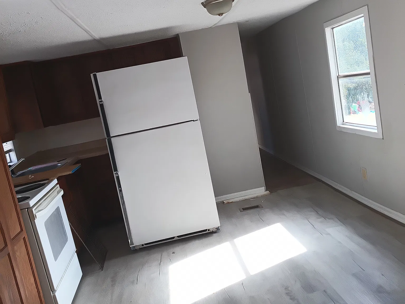 3 bed, $675 — Photo 4