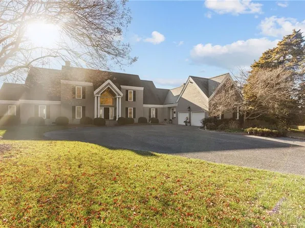 24 Museum Dr, Newport News, VA 23601