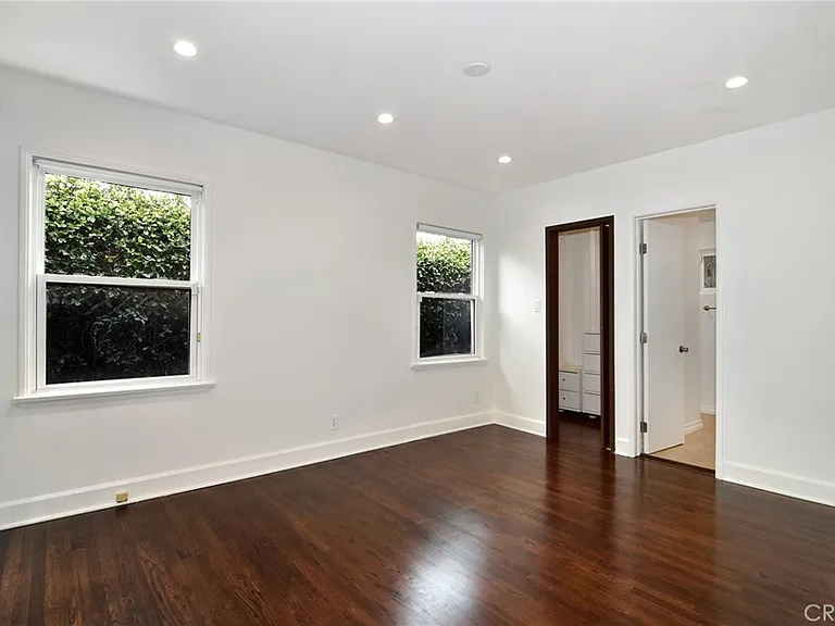 5352 Geyser Ave — Photo 14