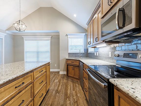 4th image of 3880 Zaun Cir