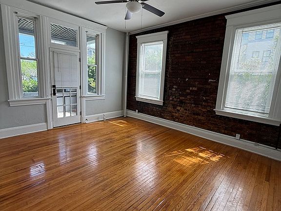 3rd image of 601 Graydon Ave APT A1