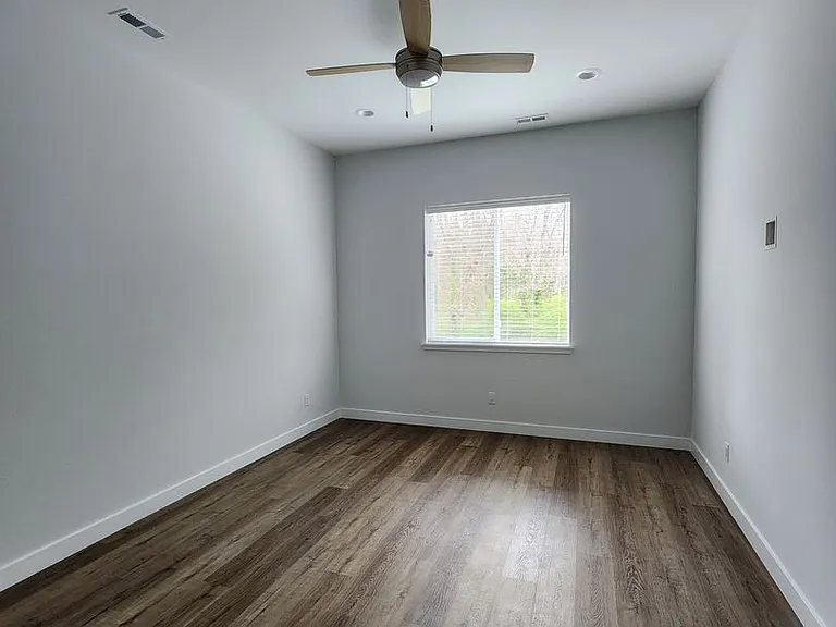 507 Magnolia Creek Ln — Photo 8