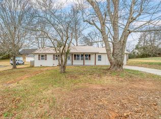 117 Gayle Ave, Lenoir City, TN 37771