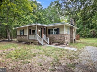 17360 Hewlett Rd, Beaverdam, VA 23015