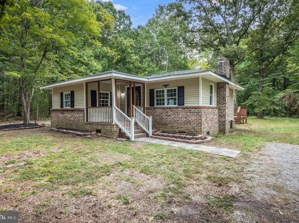 17360 Hewlett Rd, Beaverdam, VA 23015