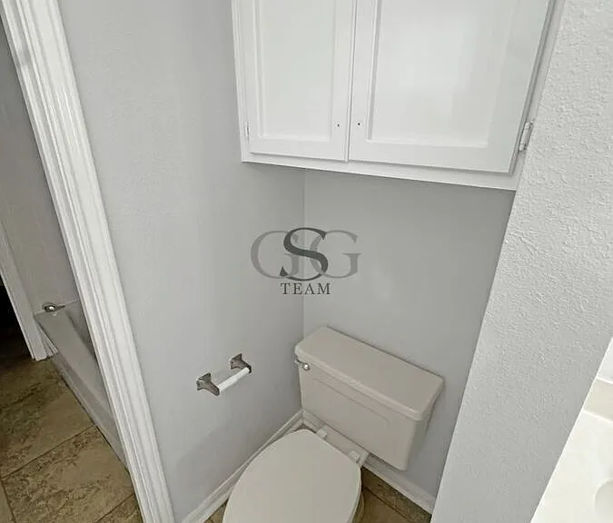 210 Circle St #5 — Photo 14
