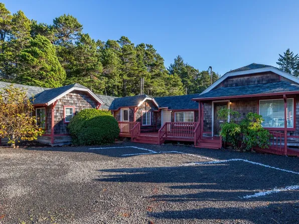 3570 N Highway 101, Depoe Bay, OR 97341