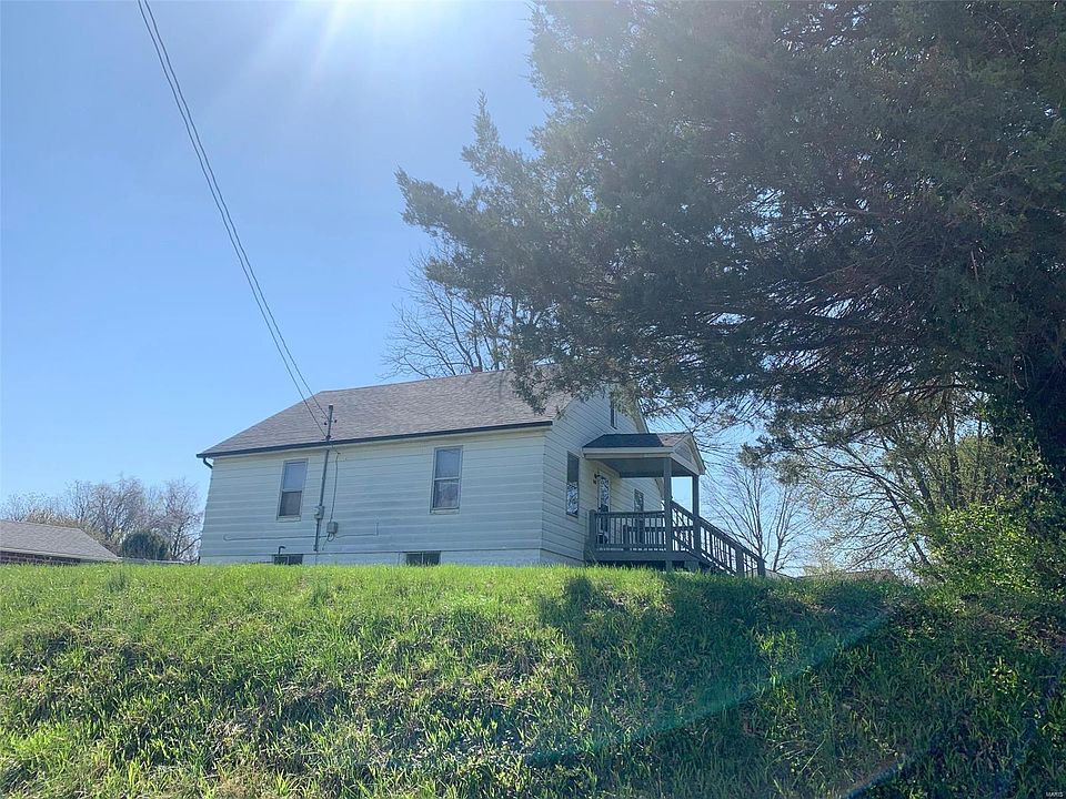 2nd image of 800 Hill Rd