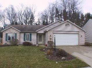 4105 Three Oaks Dr, Fort Wayne, IN 46809