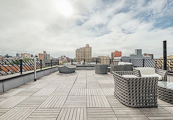 5th image of 681 Franklin Ave #4E