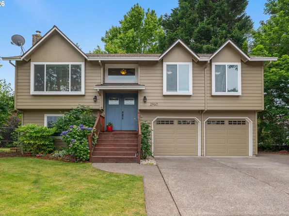 2960 SE 5th St, Gresham, OR 97080
