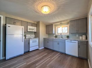 62 Beach Rd FLOOR 2, Buffalo, NY 14225