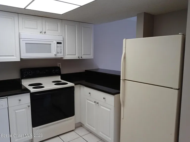 1641 Sunny Brook Ln NE #C107 — Photo 10