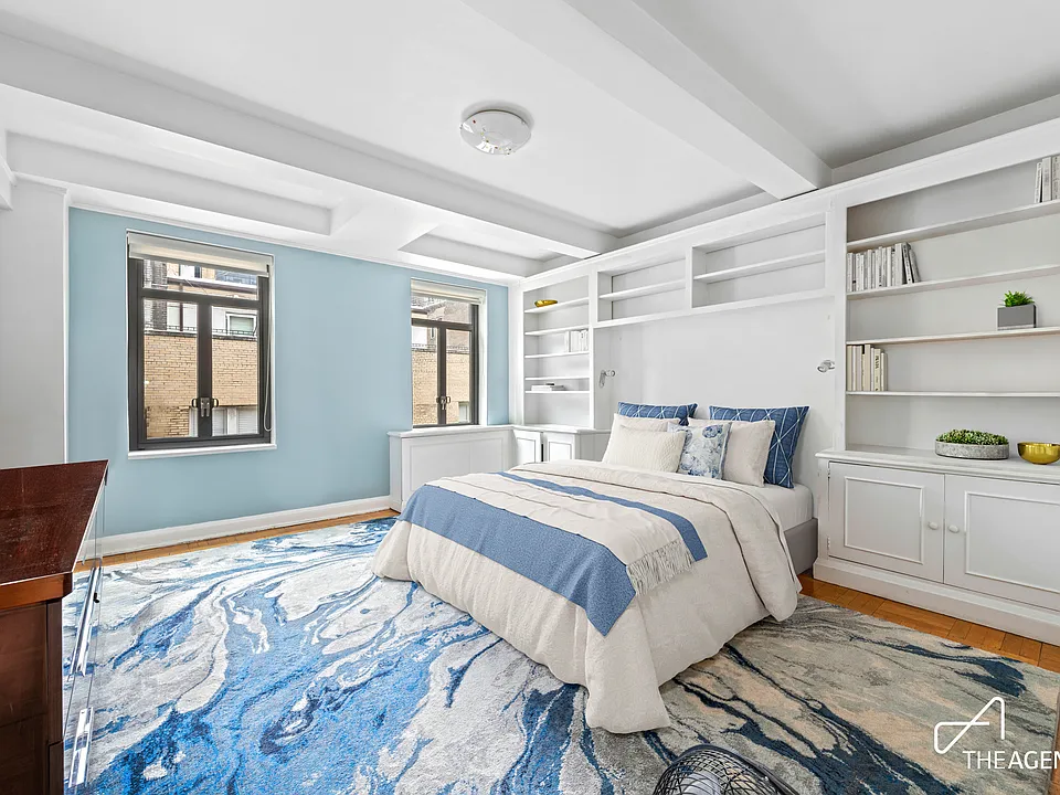 25 W 54th St #10B
