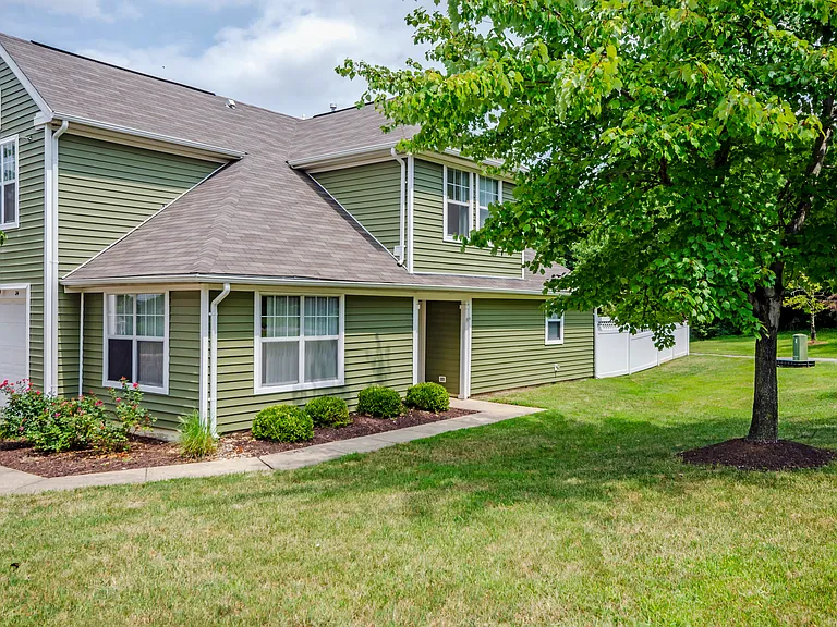 Bellevue - Liberty Military Housing — Photo 14