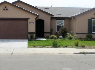 5556 E Burns Ave, Fresno, CA 93727