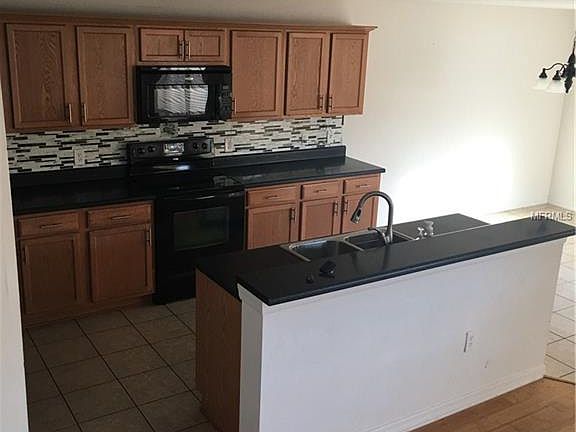 5th image of 399 Winter Nellis Cir