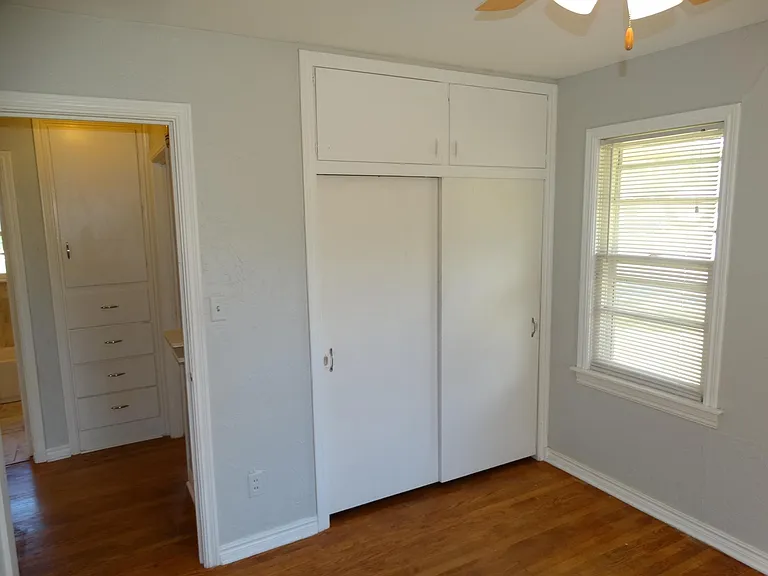 2101 Brighton Ave — Photo 16