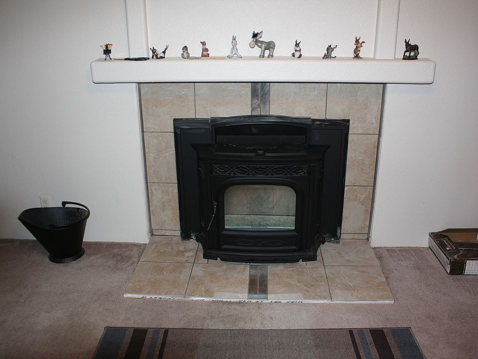2nd image of 410 Granite Creek Rd