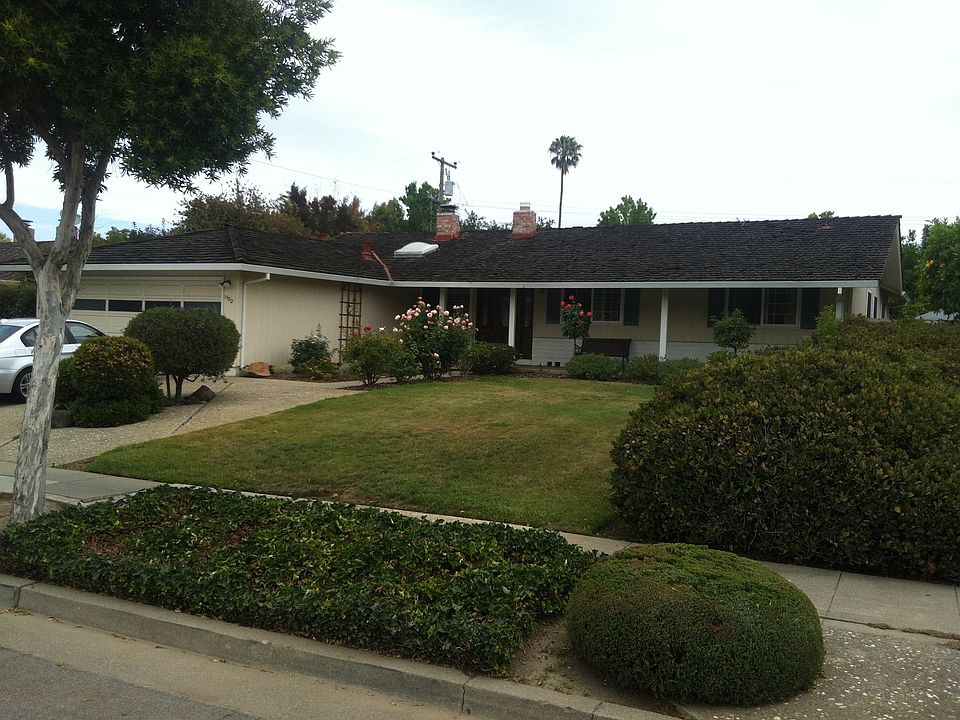 1st image of 1582 Kennewick Dr
