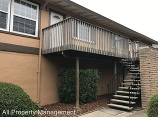 325 Esplanade Ave APT 3, Pacifica, CA 94044