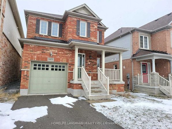 1453 Rennie St, Oshawa, ON L1K 0N9