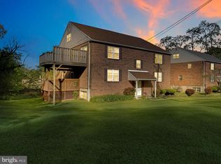 641 W Springfield Rd APT B, Springfield, PA 19064