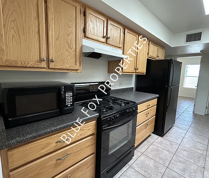 2201 N Sparkman Blvd #2 — Photo 7