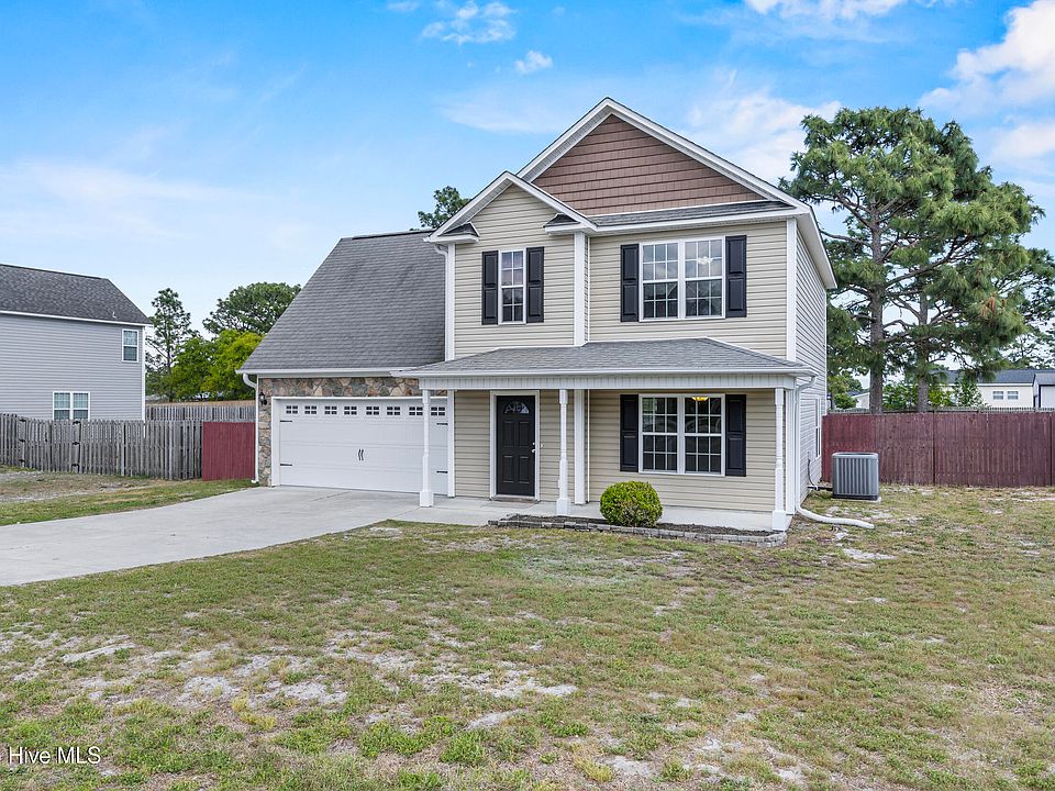 1st image of 264 Inverness Drive
