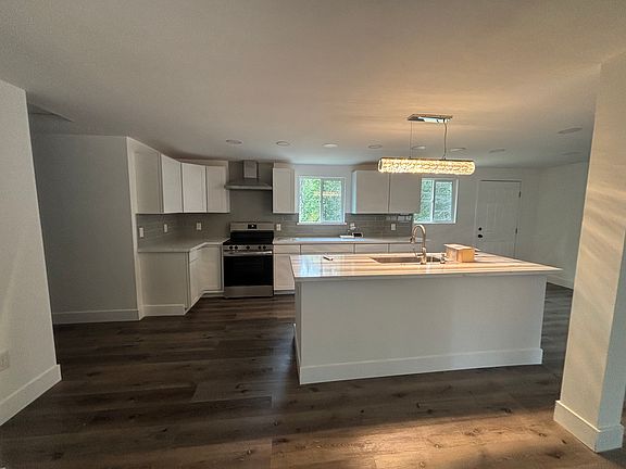 5th image of 5205 Bear Creek Rd #B