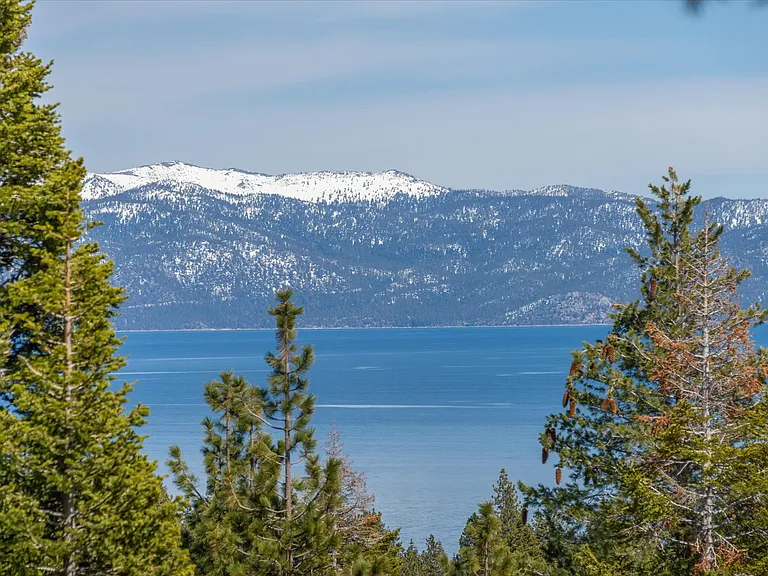 1655 Tahoe Park Heights Dr — Photo 15