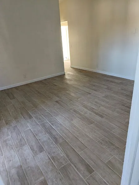 129 E G St — Photo 4