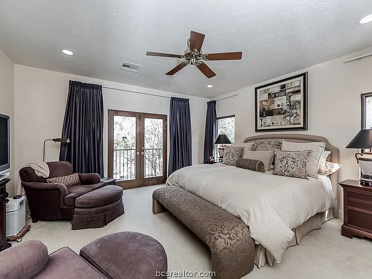 4763 Stonebriar Cir — Photo 8