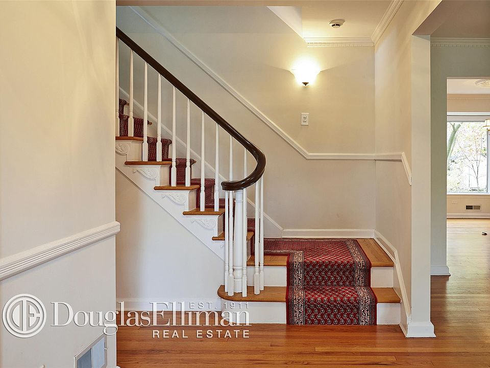 1st image of 47 Saint Pauls Pl