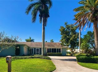 1383 Landmark Ct, Fort Myers, FL 33919