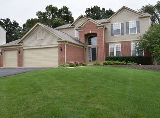 2947 Dartmouth Ln, Dundee, IL 60118