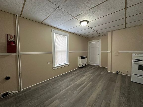 3rd image of 239-243 Wilson St #239-1