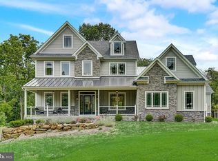 27 Bennetts Ln, Cheyney, PA 19319