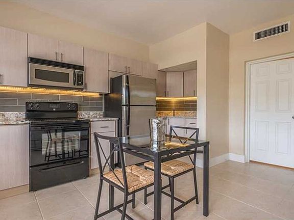 2nd image of 26 Diplomat Pkwy #2258
